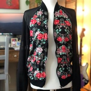 Jacket by #kendallkylie